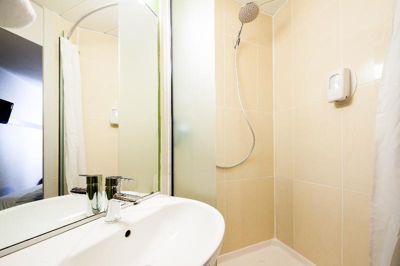 B&B Hotel Maurepas Εξωτερικό φωτογραφία