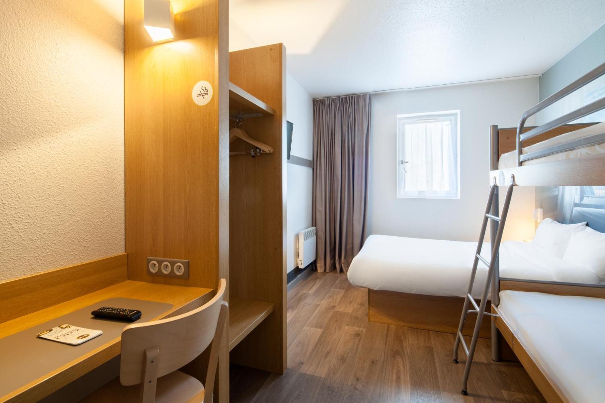 B&B Hotel Maurepas Εξωτερικό φωτογραφία