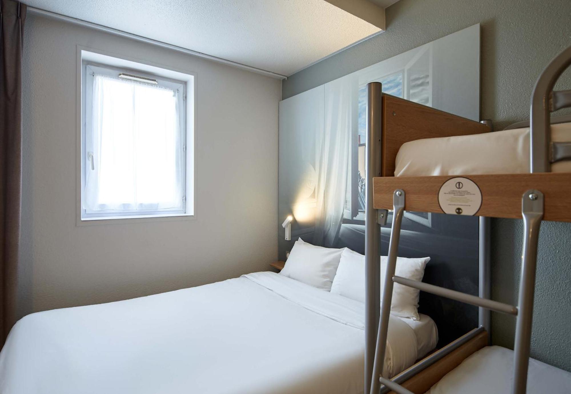 B&B Hotel Maurepas Εξωτερικό φωτογραφία