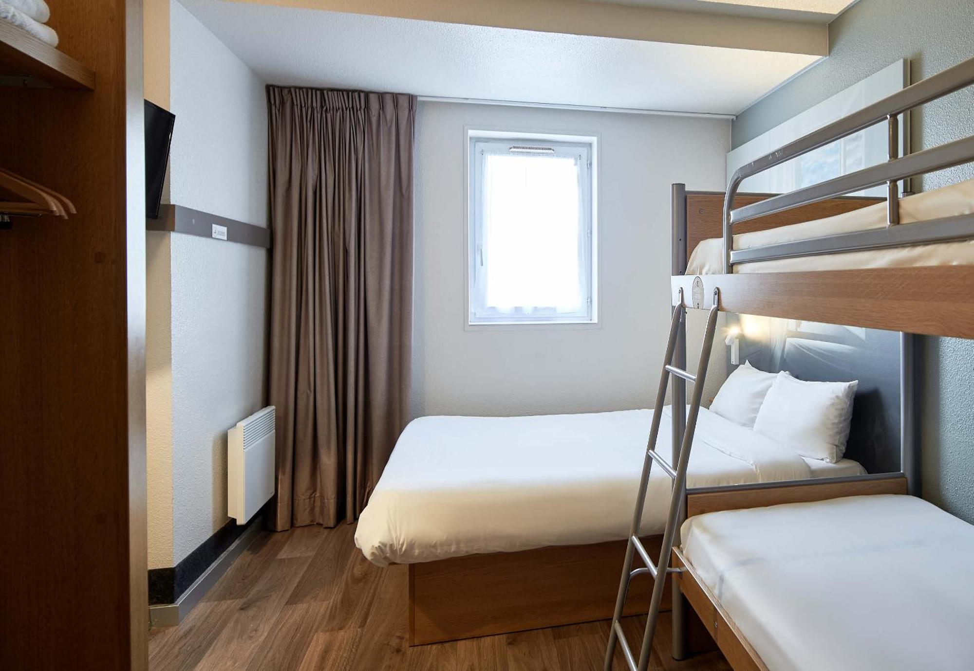 B&B Hotel Maurepas Εξωτερικό φωτογραφία