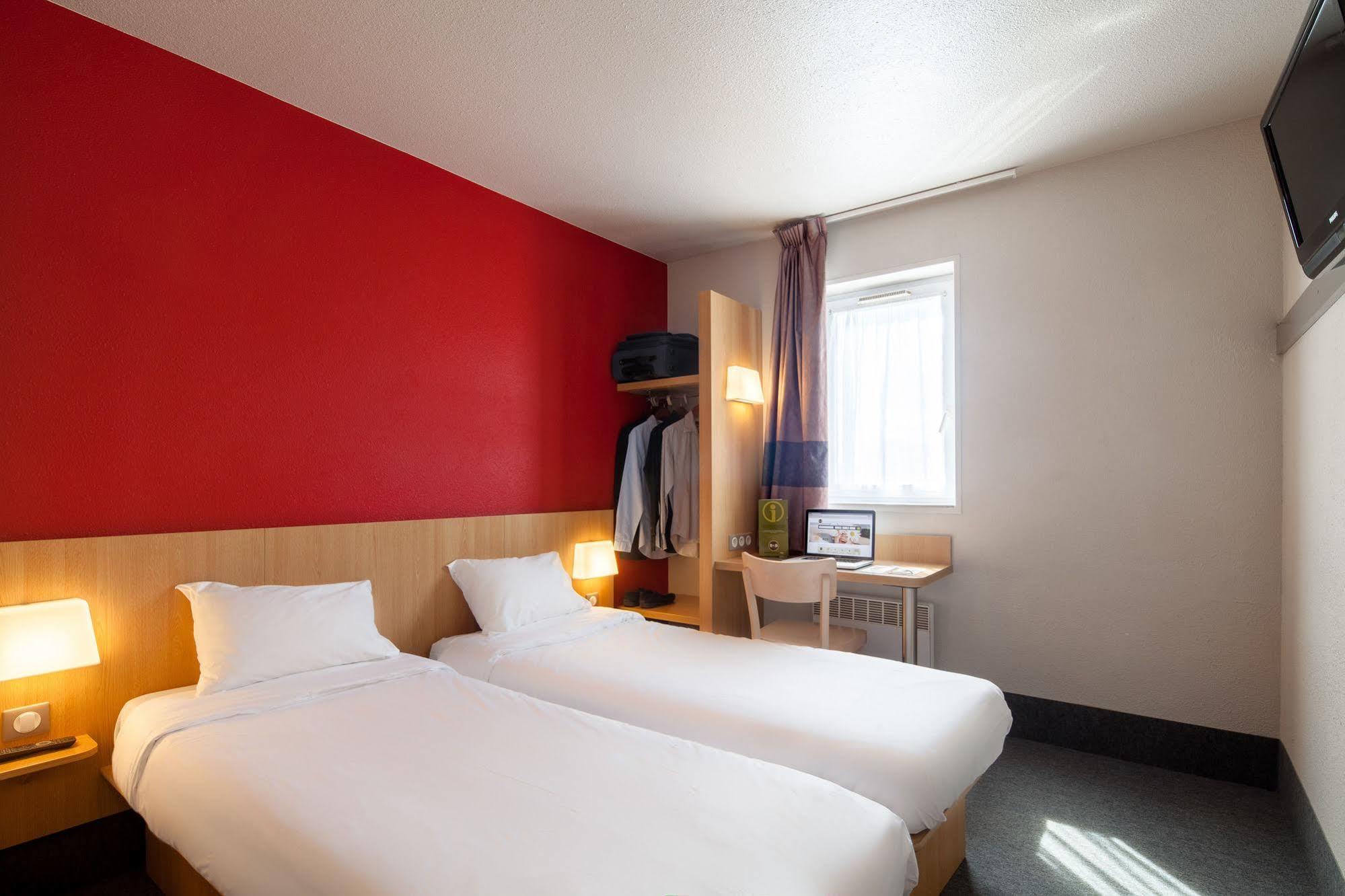 B&B Hotel Maurepas Εξωτερικό φωτογραφία