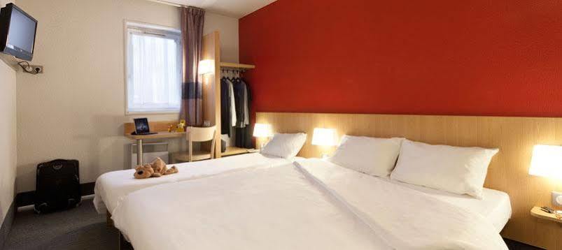 B&B Hotel Maurepas Εξωτερικό φωτογραφία